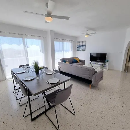 Διαμέρισμα Diamond Sea View Penthouse *